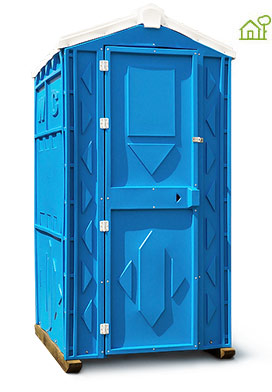 Туалетная кабина для использования на дачном участке.